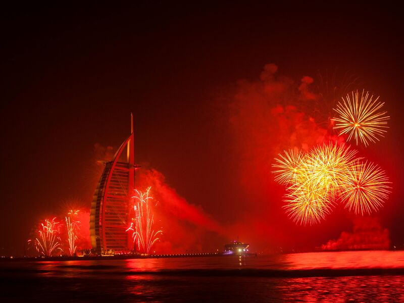 YILBAŞI ÖZEL İZMİR'DEN VİZE DAHİL DUBAİ TURU SunExpress Havayolları ile 6 gece