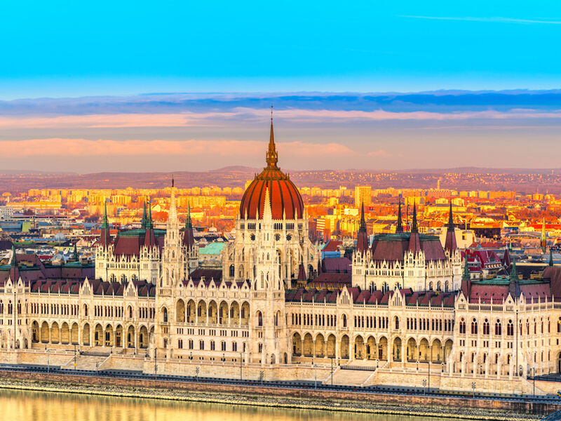 Otobüs ile Promosyon Baştanbaşa Orta Avrupa Turu 6 Gece 8 Gün ATL001