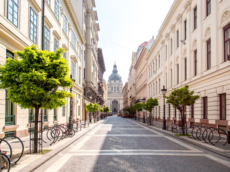 Otobüs ile Promosyon Baştanbaşa Orta Avrupa Turu 6 Gece 8 Gün ATL001