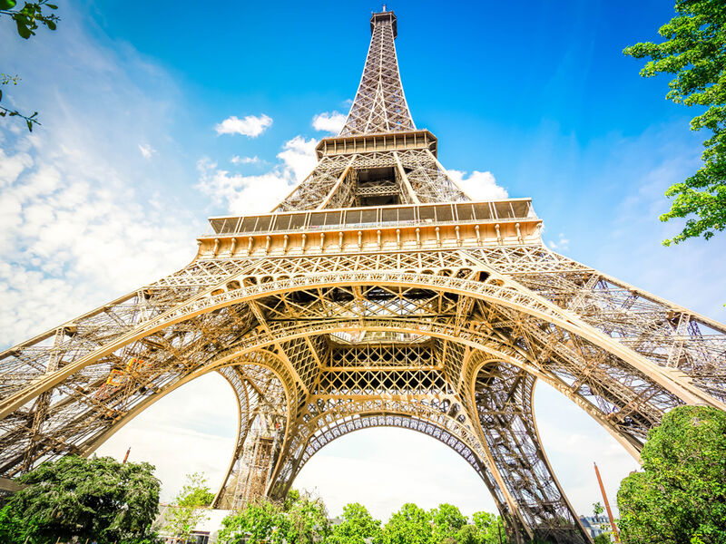 Elegant Benelüx & Alsace & Paris Turu AnadoluJet Havayolları ile 7 Gece (BSL-AMS) FL001